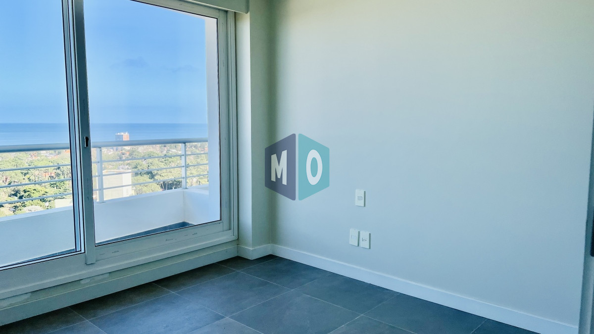 Apartamento ID.970 - Greenlife. 3 Dormitorios con 4 baños. OPORTUNIDAD.