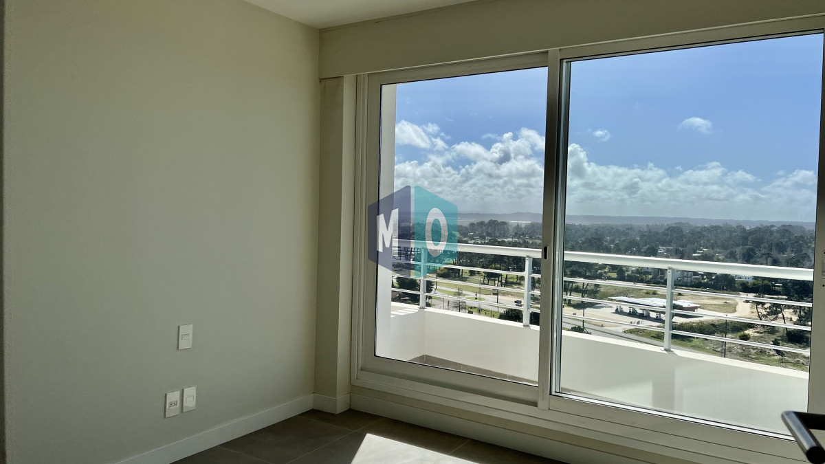 Apartamento ID.969 - Greenlife. 3 Dormitorios con 4 baños. OPORTUNIDAD.