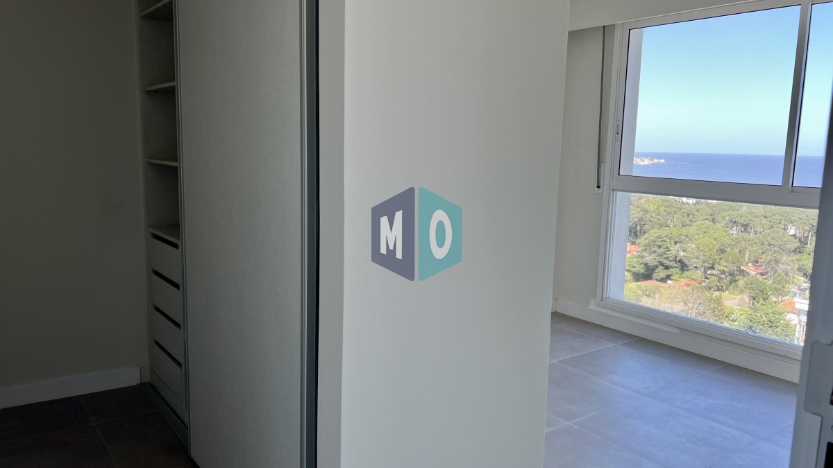 Apartamento ID.970 - Greenlife. 3 Dormitorios con 4 baños. OPORTUNIDAD.