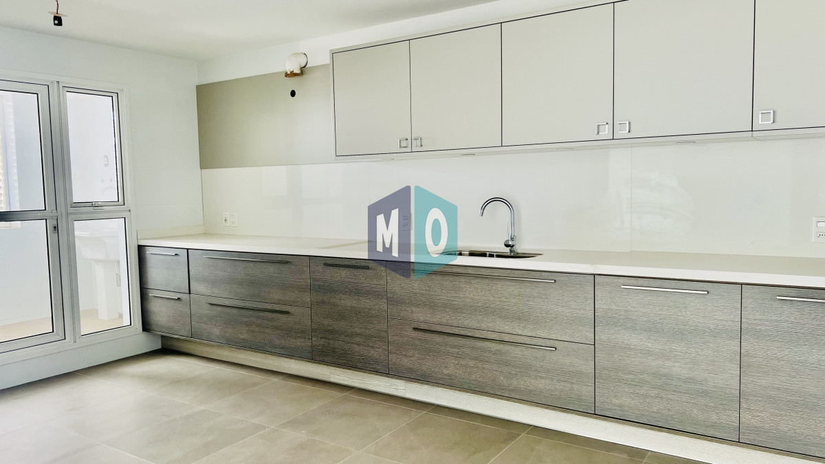 Apartamento ID.972 - Greenlife. 3 Dormitorios con 3 baños. OPORTUNIDAD.