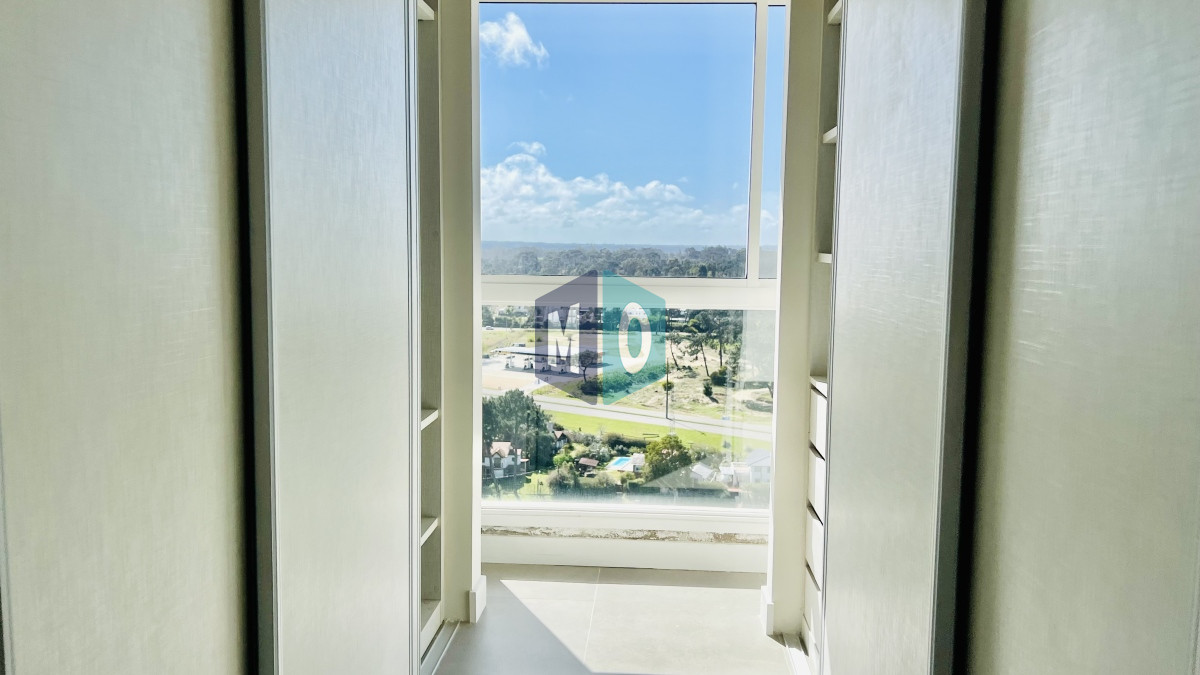 Apartamento ID.972 - Greenlife. 3 Dormitorios con 3 baños. OPORTUNIDAD.