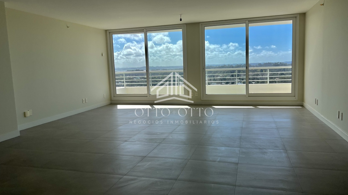 Apartamento ID.28572 - Greenlife. 3 Dormitorios con 3 baños. OPORTUNIDAD.