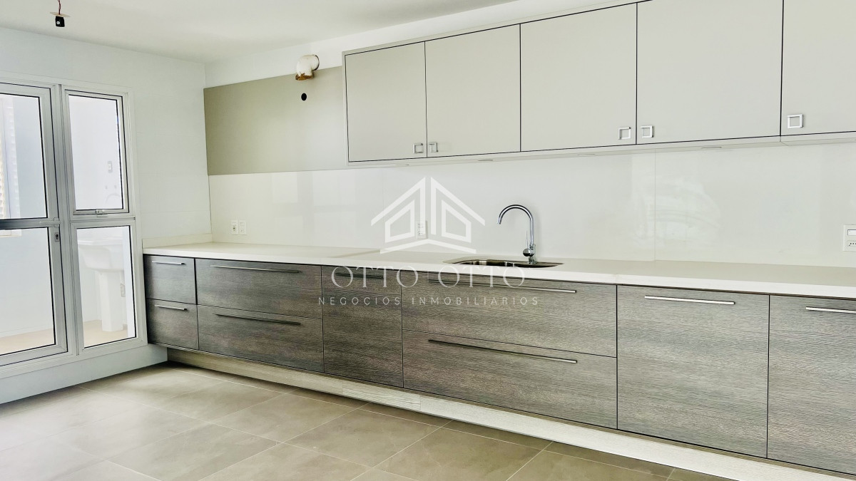 Apartamento ID.28572 - Greenlife. 3 Dormitorios con 3 baños. OPORTUNIDAD.