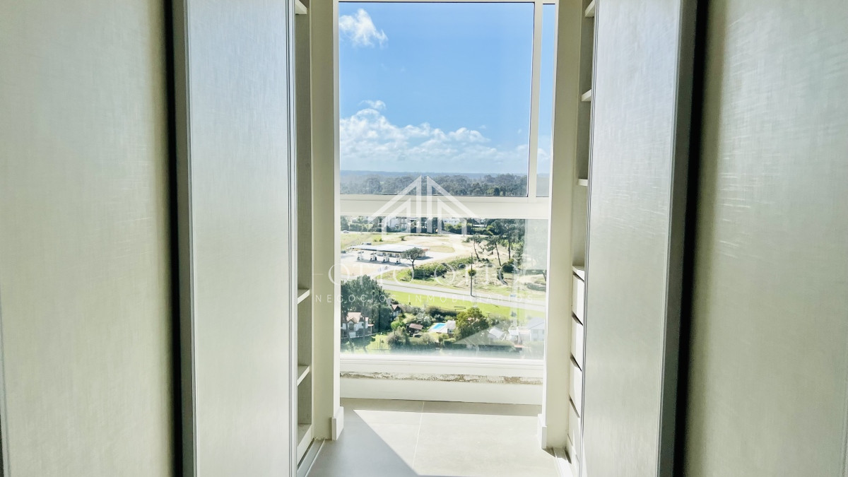 Apartamento ID.28572 - Greenlife. 3 Dormitorios con 3 baños. OPORTUNIDAD.