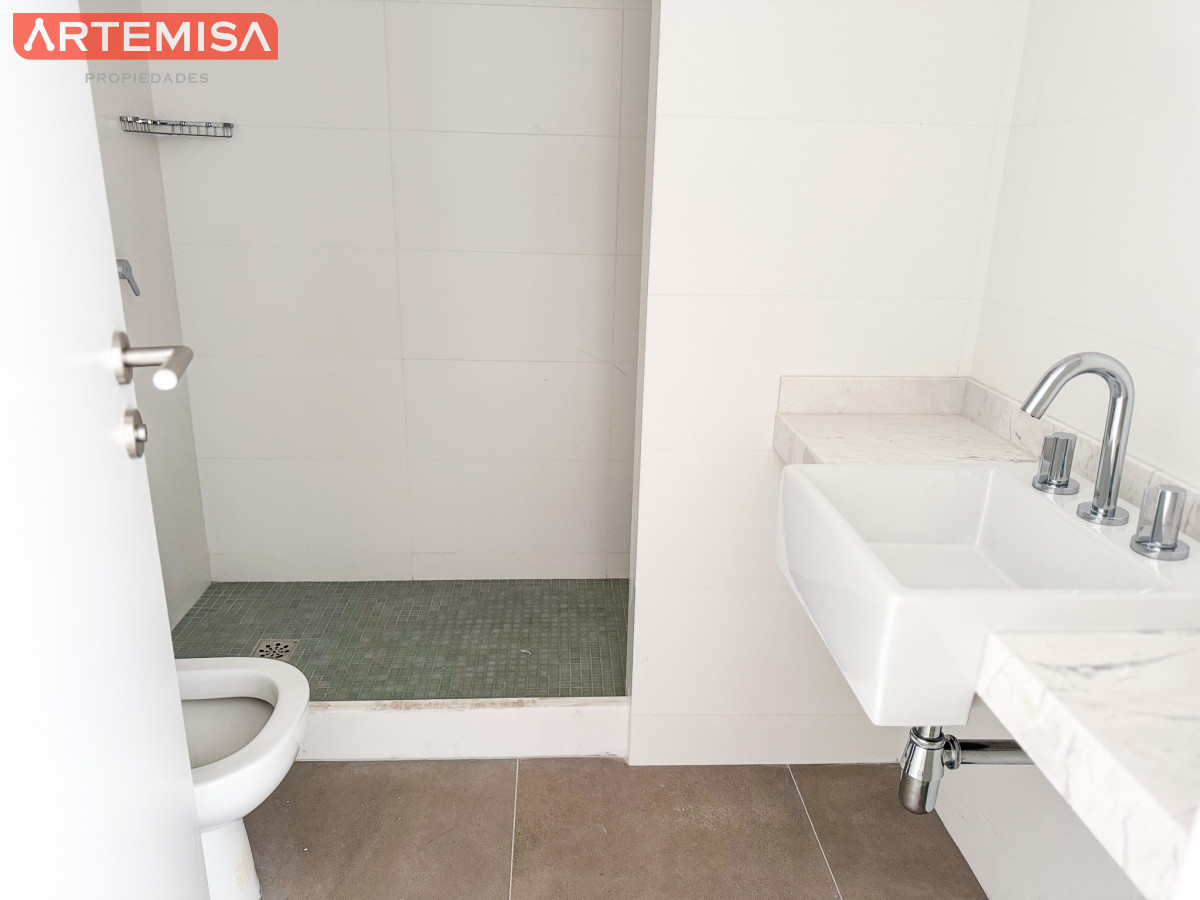 Apartamento ID.824 - Greenlife. 2 Dormitorios con 3 baños. OPORTUNIDAD