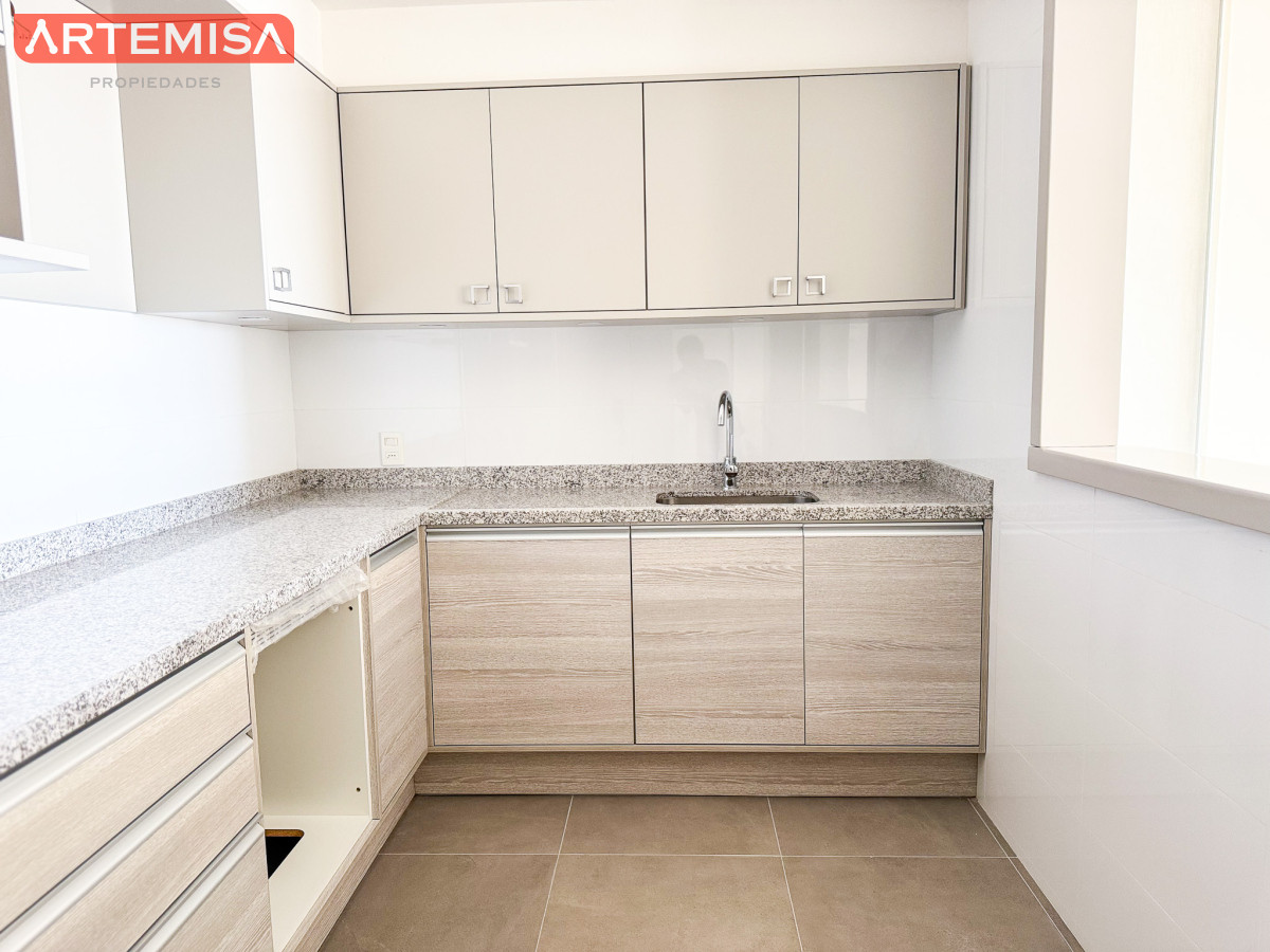 Apartamento ID.824 - Greenlife. 2 Dormitorios con 3 baños. OPORTUNIDAD