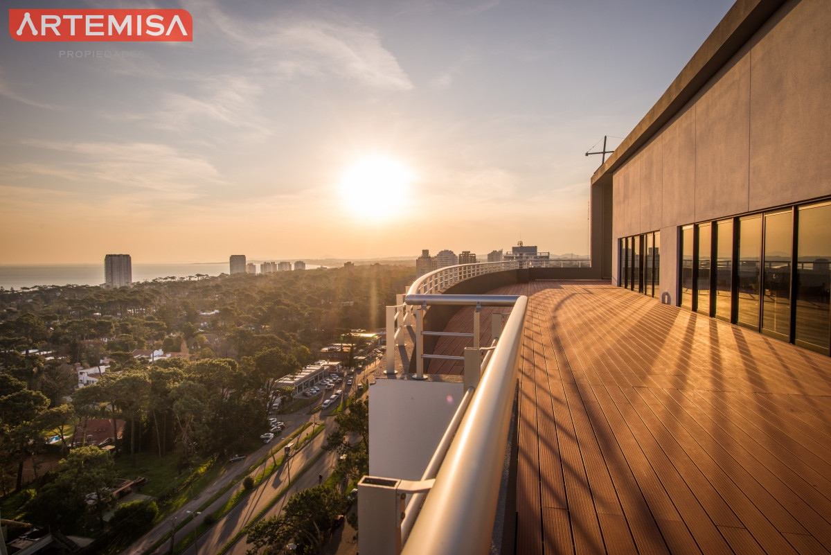 Apartamento ID.824 - Greenlife. 2 Dormitorios con 3 baños. OPORTUNIDAD