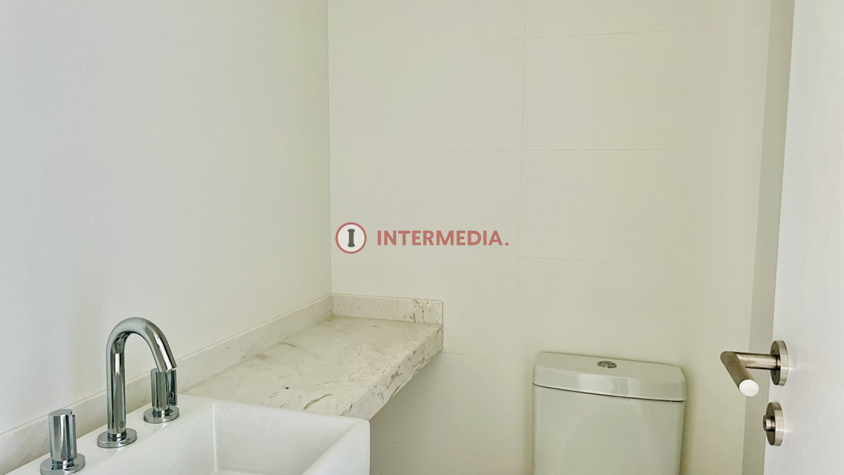 Apartamento ID.411 - Greenlife. 3 Dormitorios con 3 baños. OPORTUNIDAD.