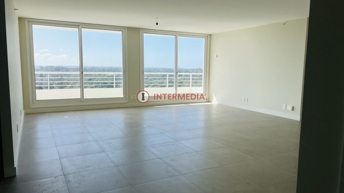 Apartamento ID.410 - Greenlife. 3 Dormitorios con 4 baños. OPORTUNIDAD.