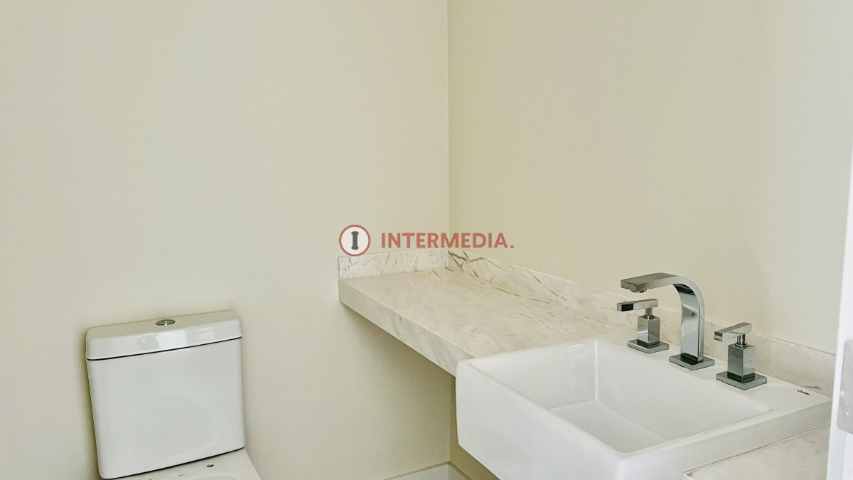 Apartamento ID.410 - Greenlife. 3 Dormitorios con 4 baños. OPORTUNIDAD.