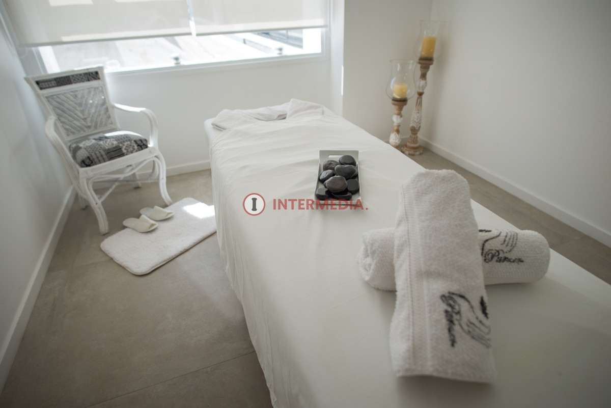 Apartamento ID.411 - Greenlife. 3 Dormitorios con 3 baños. OPORTUNIDAD.