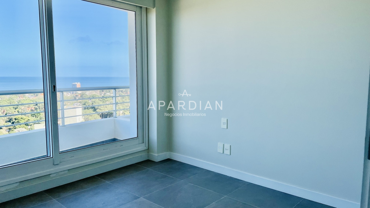 Apartamento ID.21097817 - Greenlife. 3 Dormitorios con 4 baños. OPORTUNIDAD.
