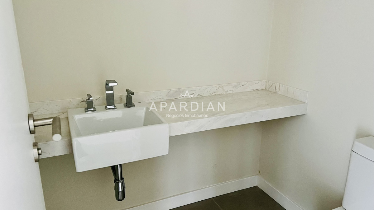Apartamento ID.21097817 - Greenlife. 3 Dormitorios con 4 baños. OPORTUNIDAD.