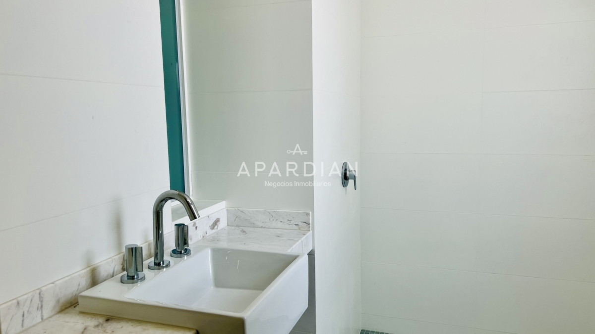 Apartamento ID.21097817 - Greenlife. 3 Dormitorios con 4 baños. OPORTUNIDAD.
