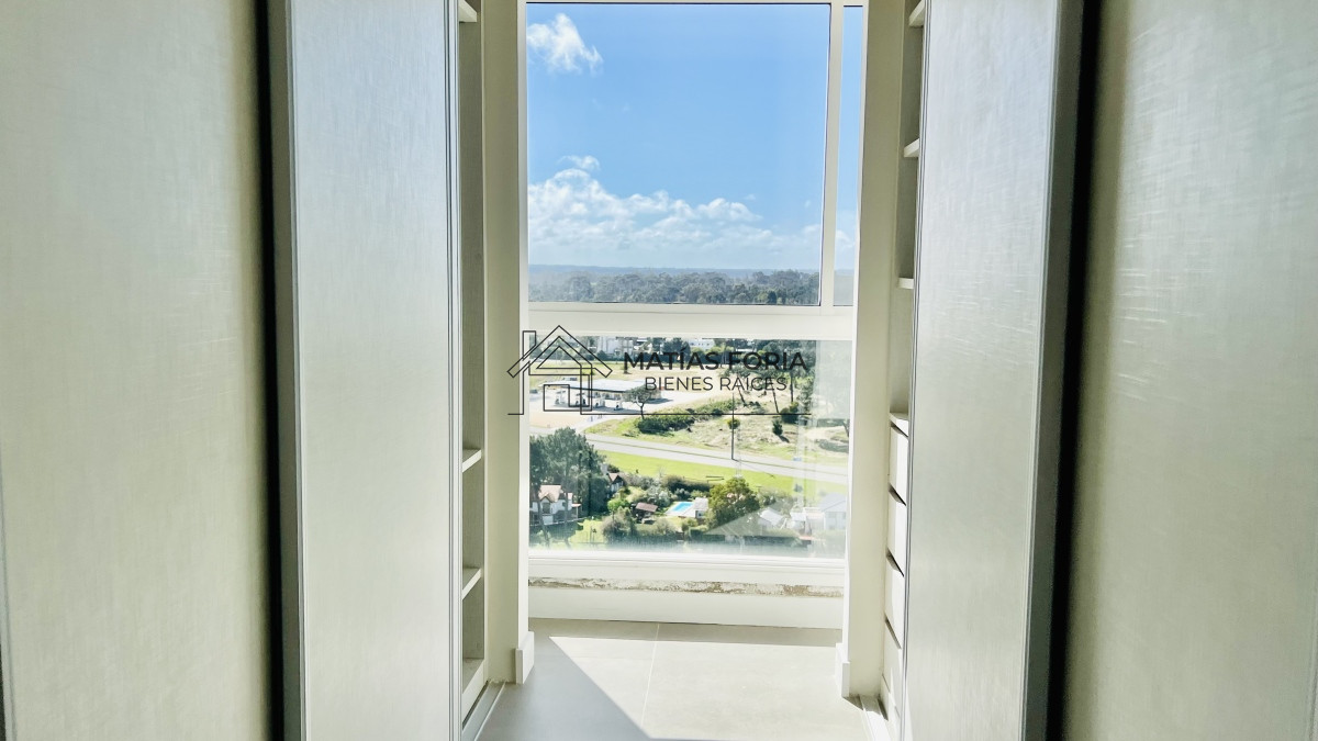 Apartamento ID.5 - Greenlife. 3 Dormitorios con 3 baños. OPORTUNIDAD.