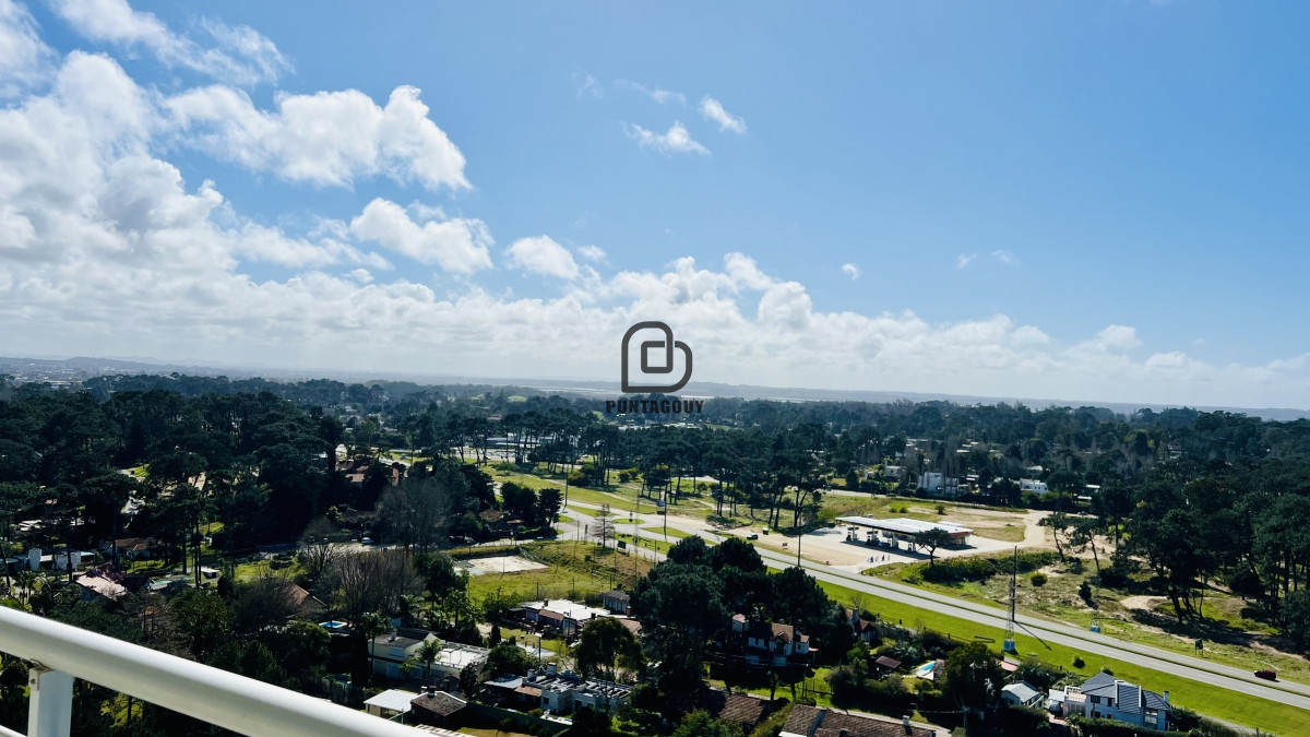 Apartamento ID.1699 - Greenlife. 3 Dormitorios con 4 baños. OPORTUNIDAD.