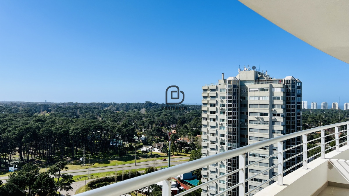 Apartamento ID.1699 - Greenlife. 3 Dormitorios con 4 baños. OPORTUNIDAD.