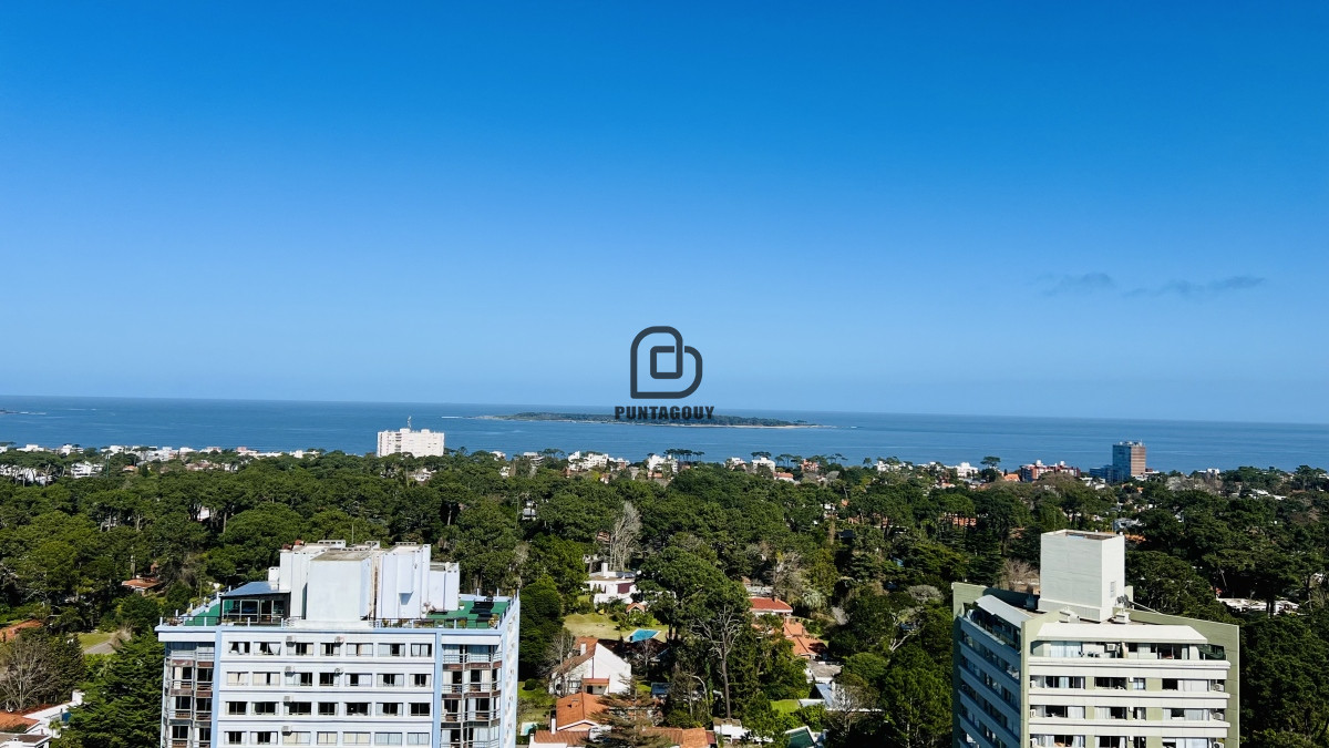 Apartamento ID.1726 - Greenlife. 3 Dormitorios con 4 baños. OPORTUNIDAD.