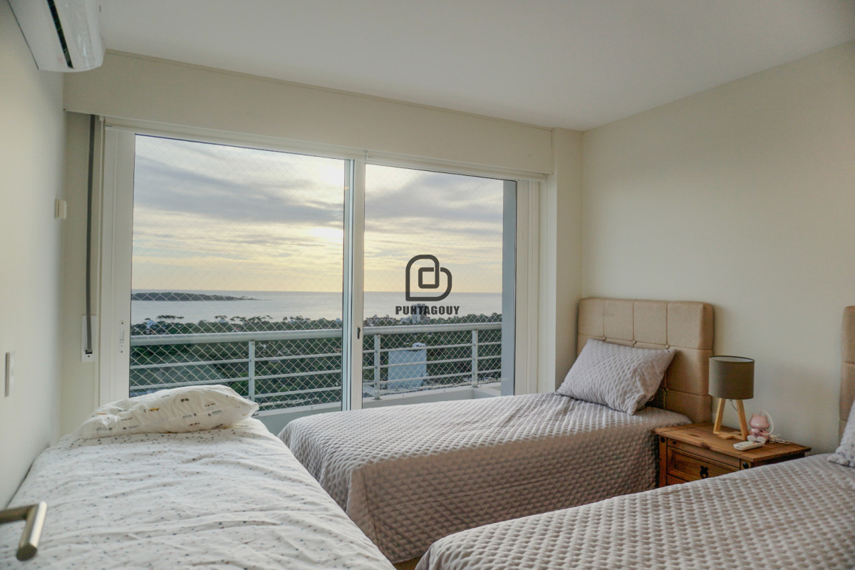 Apartamento ID.1726 - Greenlife. 3 Dormitorios con 4 baños. OPORTUNIDAD.