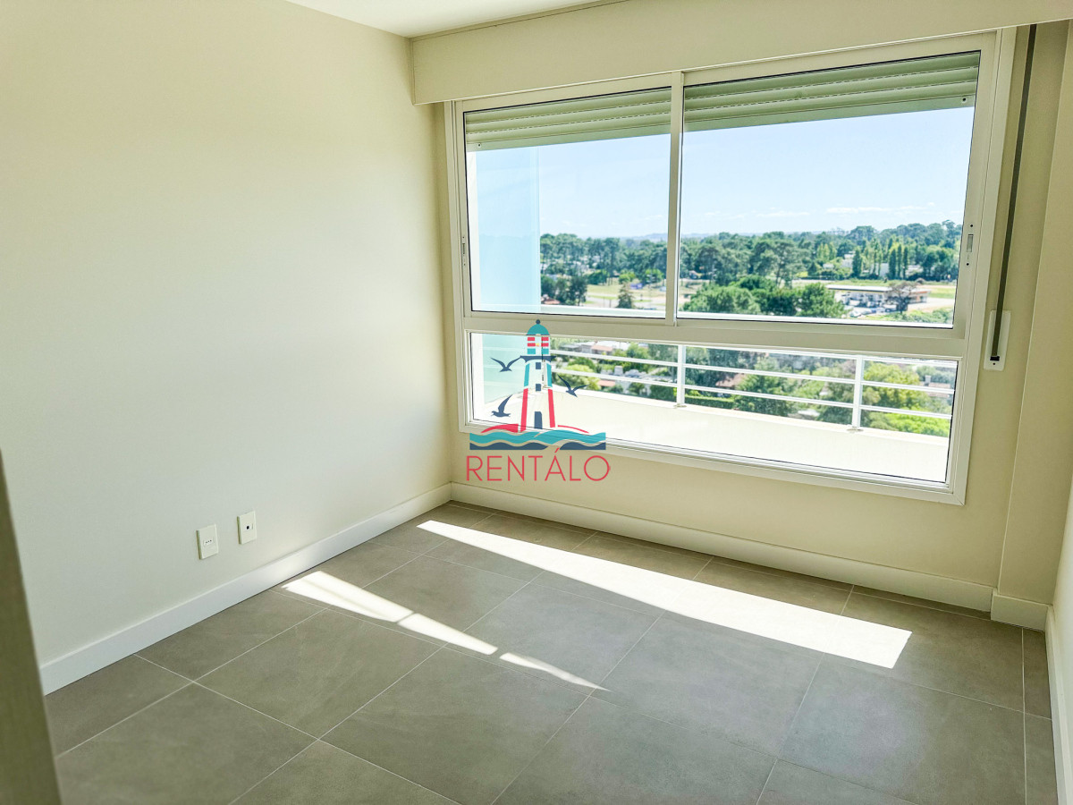 Apartamento ID.301 - Apartamento en venta 2 dormitorios 3 baños en Punta del Este con amenities 