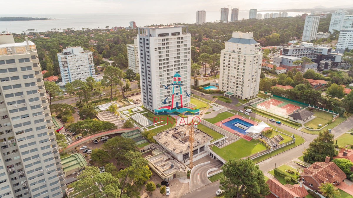 Apartamento ID.283 - Apartamento de 3 dormitorios en Punta del este edificio Green Life 