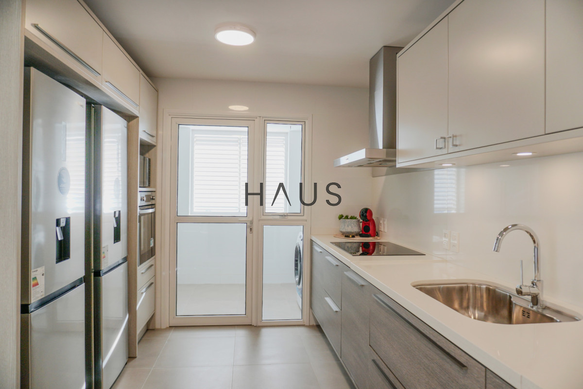 Apartamento ID.43 - Greenlife. 3 Dormitorios con 4 baños. OPORTUNIDAD.