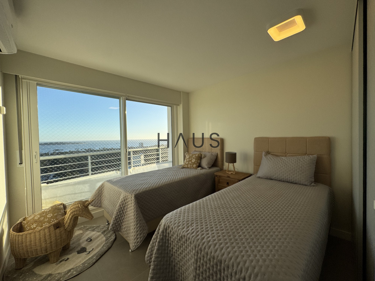 Apartamento ID.43 - Greenlife. 3 Dormitorios con 4 baños. OPORTUNIDAD.