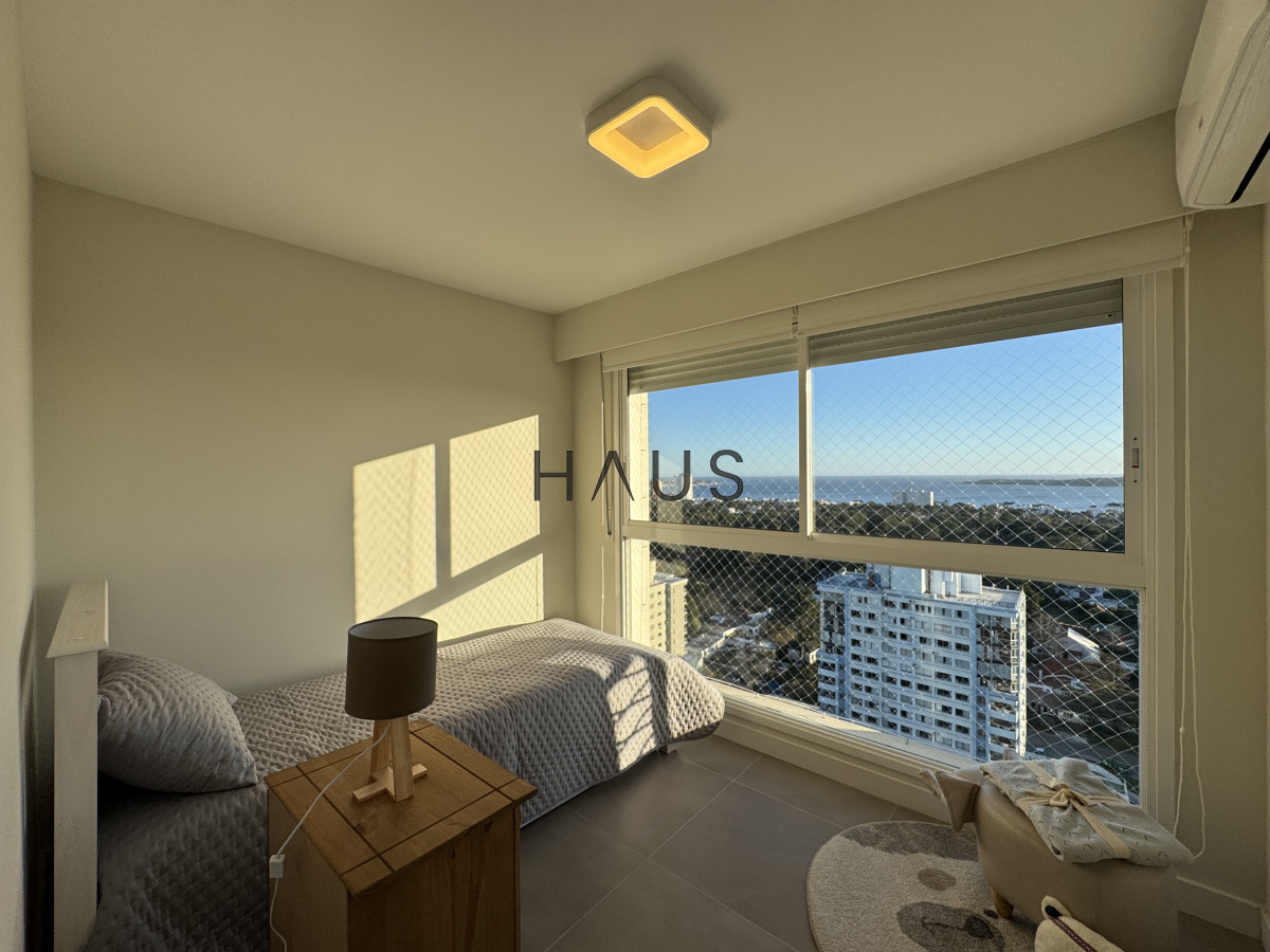 Apartamento ID.43 - Greenlife. 3 Dormitorios con 4 baños. OPORTUNIDAD.