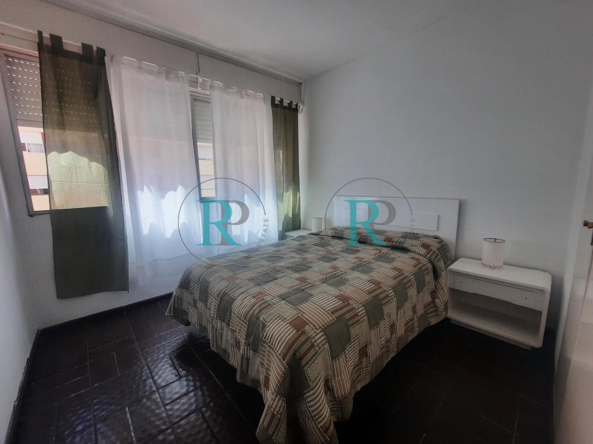 Apartamento ID.2507 - Punta del Este. 1 dormitorio y medio. Vista al mar