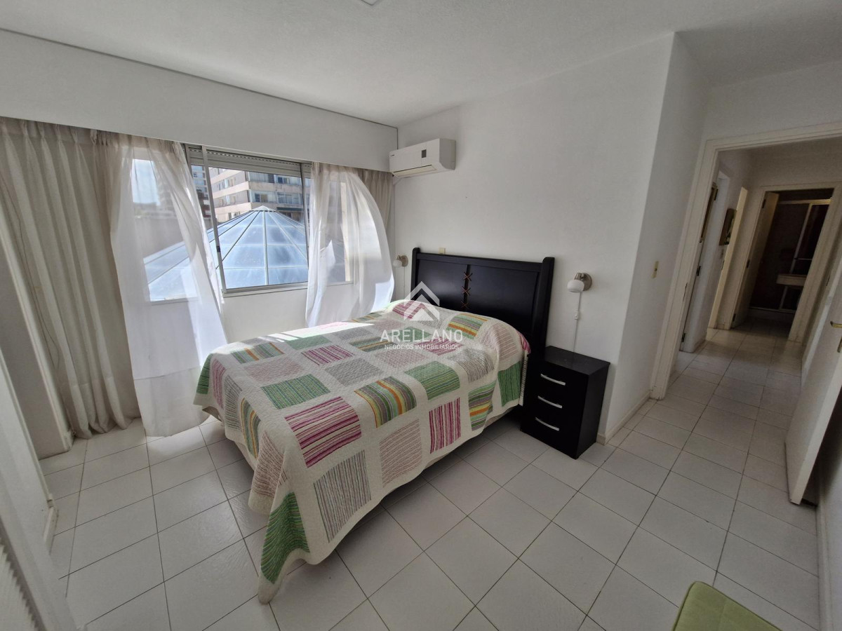 Apartamento ID.4464 - Venta apartamento 3 dormitorios 