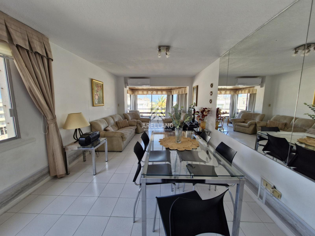 Apartamento ID.4464 - Venta apartamento 3 dormitorios 