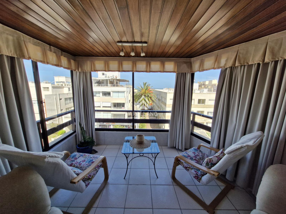 Apartamento ID.4464 - Venta apartamento 3 dormitorios 