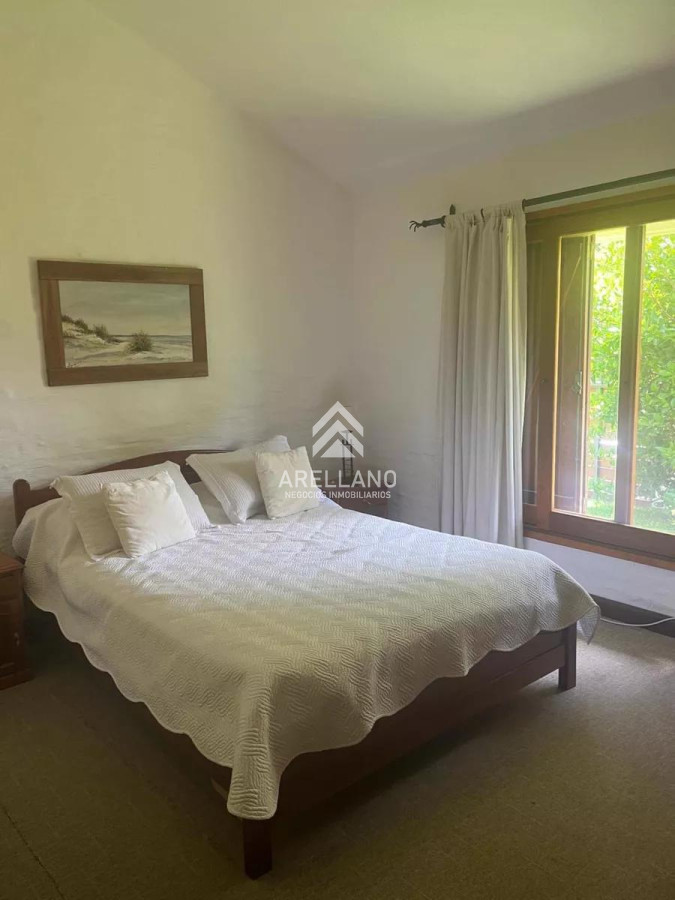 Casa ID.5318 - Casa de 3 dormitorios en pinares