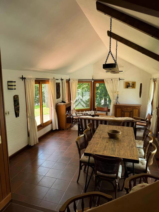 Casa ID.5318 - Casa de 3 dormitorios en pinares