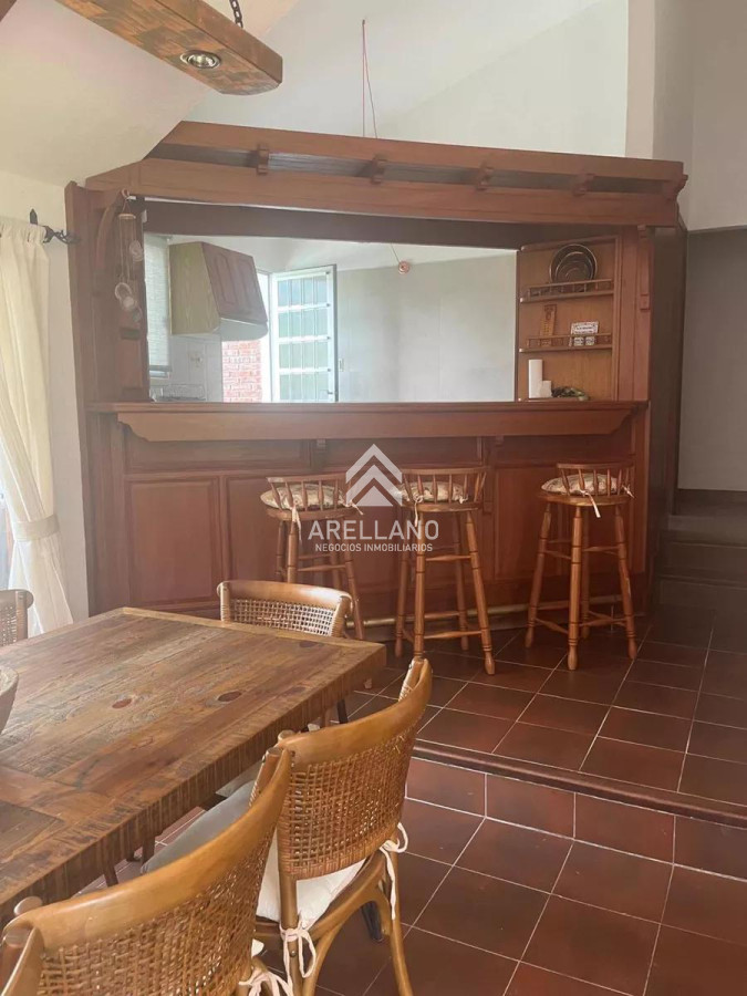 Casa ID.5318 - Casa de 3 dormitorios en pinares