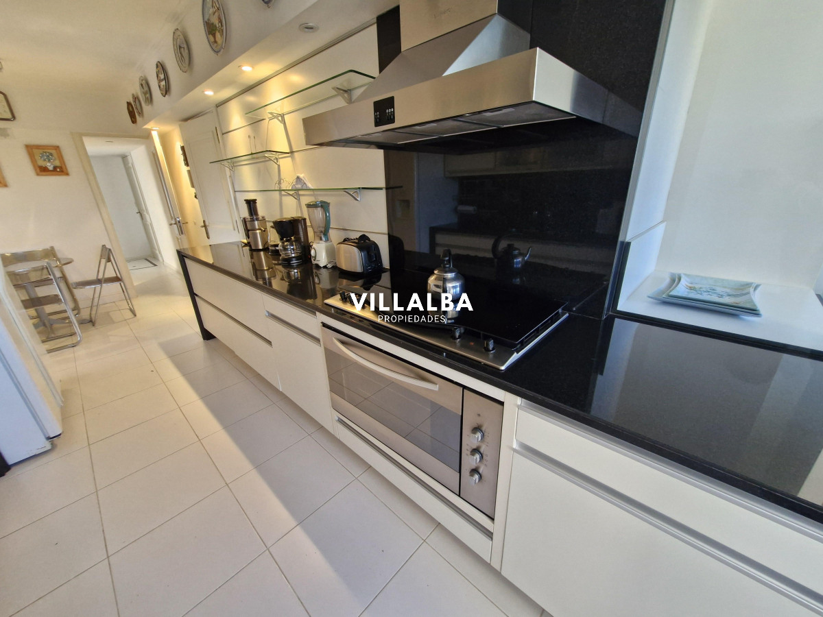 Apartamento ID.3989 - Apartamento en Punta del Este. Parada 32 de Playa Brava