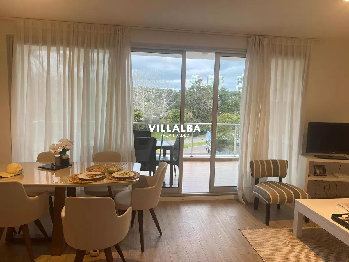 Apartamento ID.3334 - Apartamento - Venta. Cantegril 2 dormitorios y cochera