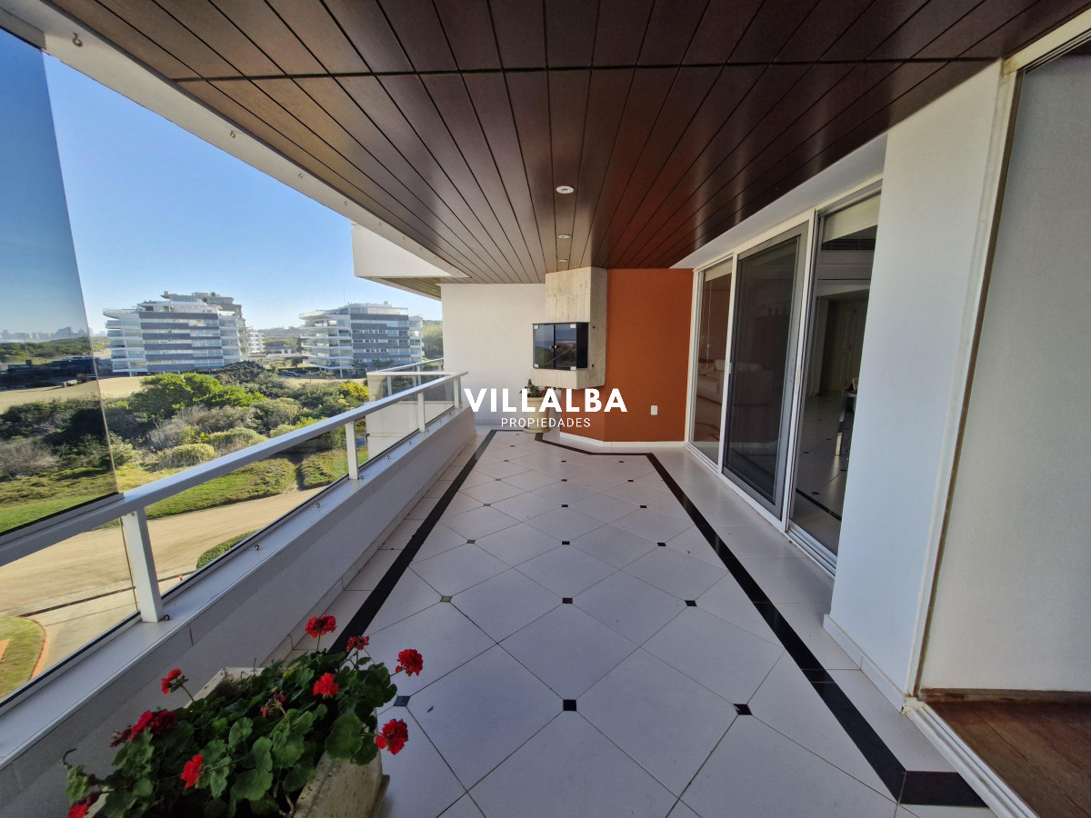 Apartamento ID.3989 - Apartamento en Punta del Este. Parada 32 de Playa Brava