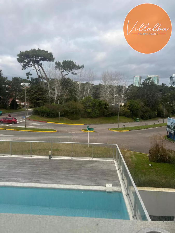Apartamento ID.3334 - Apartamento - Venta. Cantegril 2 dormitorios y cochera