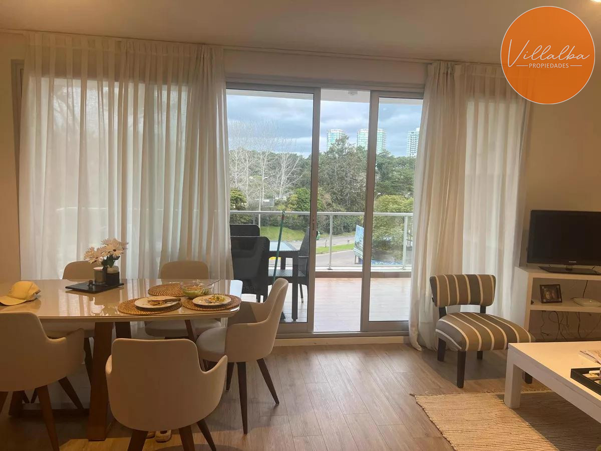 Apartamento ID.3334 - Apartamento - Venta. Cantegril 2 dormitorios y cochera