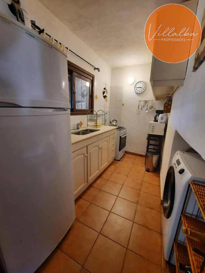 Apartamento ID.3260 - Casa en Pinares. 3 dormitorios, piscina y 1000 m2 de terreno