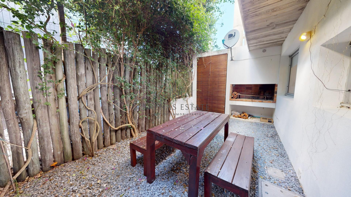 Apartamento ID.3078 - Apartamento - Manantiales. 2 dormitorios, patio y parrillero