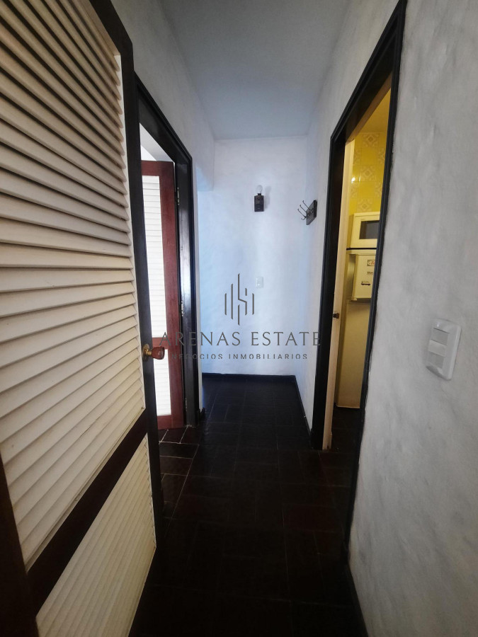Apartamento ID.3753 - Apartamento - Punta del Este. 1 dormitorio y medio. Vista al mar