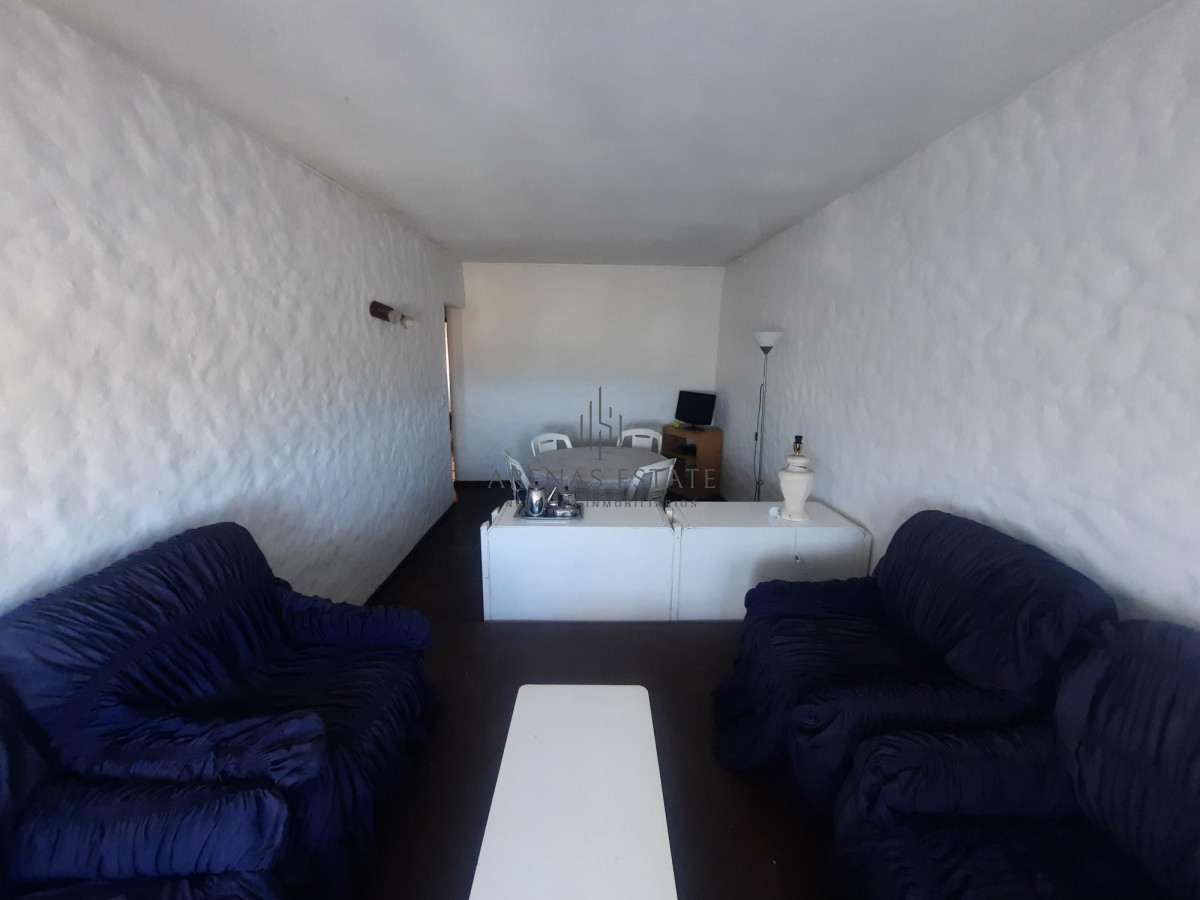 Apartamento ID.3753 - Apartamento - Punta del Este. 1 dormitorio y medio. Vista al mar