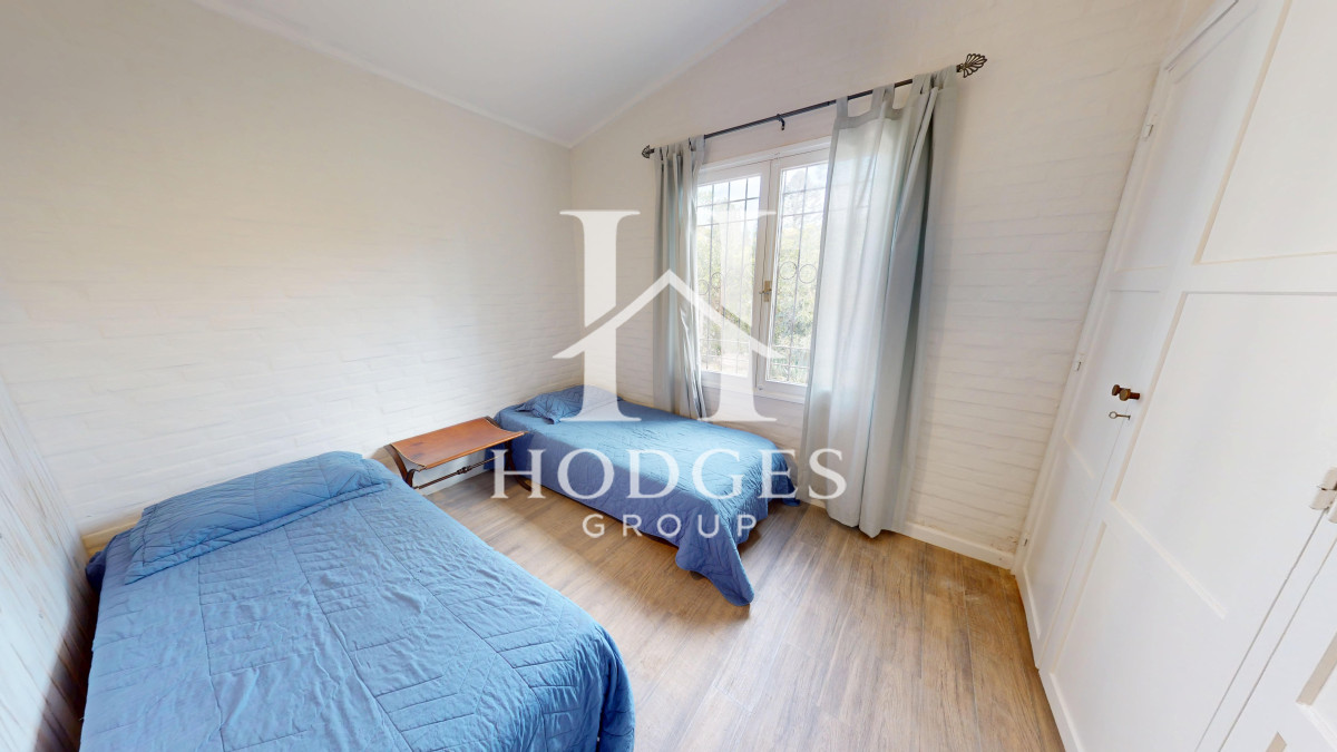 Casa ID.207 - Casa en Punta del Este. 3 dormitorios y garaje. Reciclada