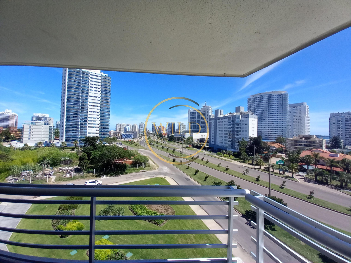 Apartamento ID.2380 - Apartamento - Punta del Este. 2 dormitorios, 2 baños