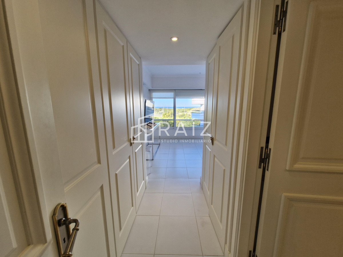 Apartamento ID.11363 - VENTA APARTAMENTO 4 DORMITORIOS PLAYA BRAVA