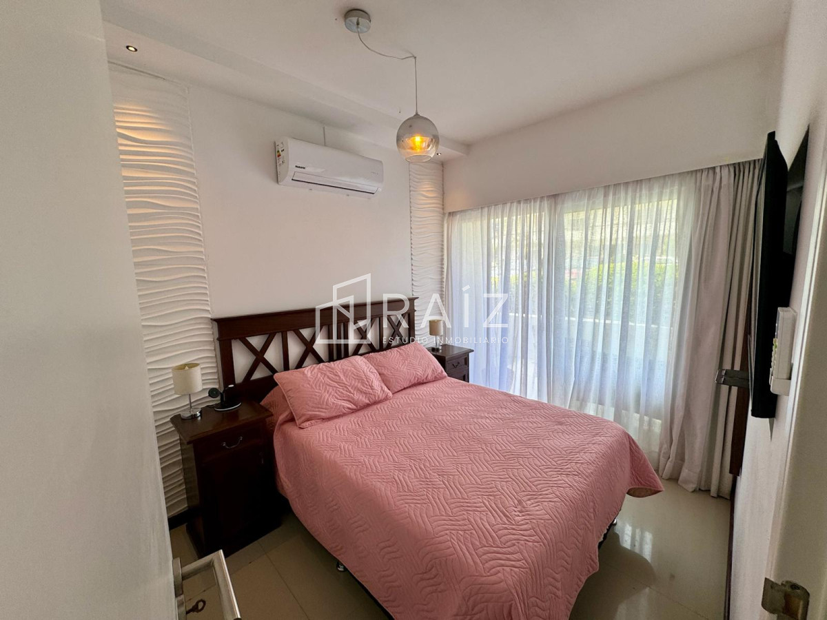 Apartamento ID.10576 - Apartamento - Punta del Este. 1 dormitorio. Parrillero y garaje