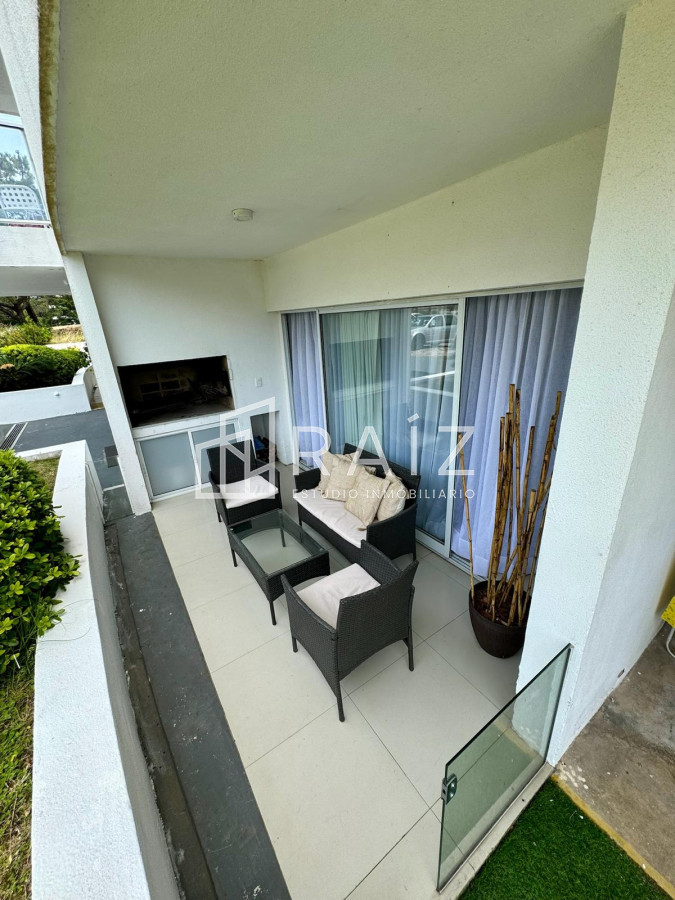 Apartamento ID.10576 - Apartamento - Punta del Este. 1 dormitorio. Parrillero y garaje