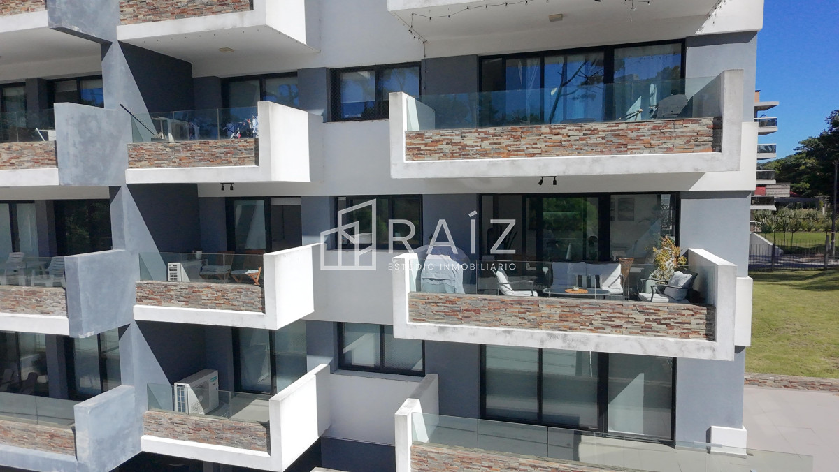 Apartamento ID.11792 - VENTA APARTAMENTO 2 DORMITORIOS PLAYA MANSA